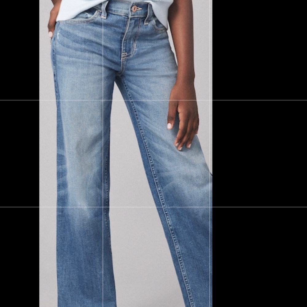 Kids Abercrombie jeans size 9/10 wide leg flare.